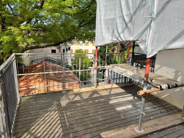 Appartamento in affitto a Padova piazza Francesco Petrarca, giardino, posto auto, box TrovaCasa