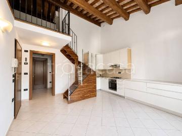 Appartamento in affitto a Padova prato della Valle, immobile di prestigio, parzialmente arredato, ultimo piano TrovaCasa