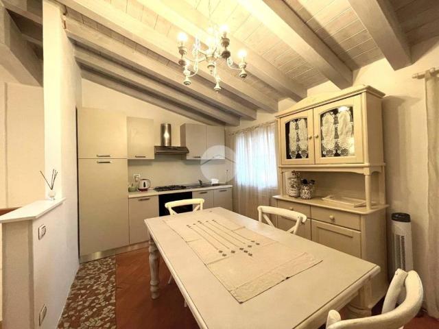 Appartamento in affitto a Padenghe sul Garda BS