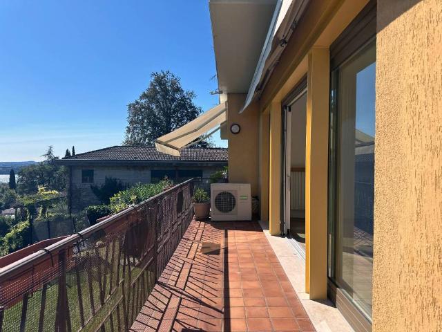 Appartamento in affitto a Padenghe sul Garda BS