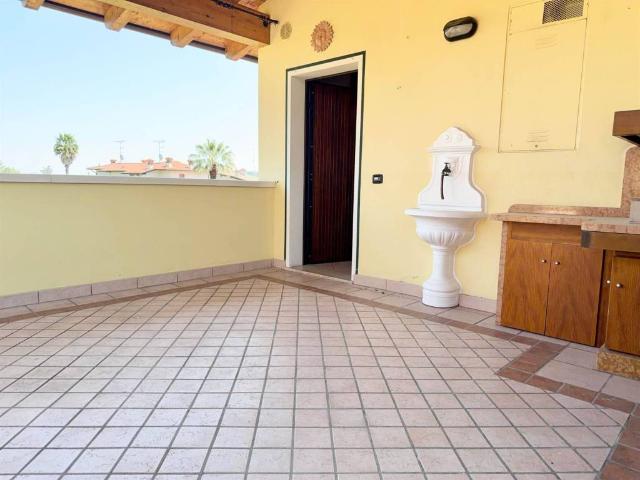Appartamento in affitto a Padenghe sul Garda BS