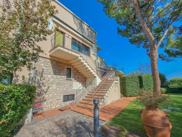 Appartamento in affitto a Padenghe sul Garda BS