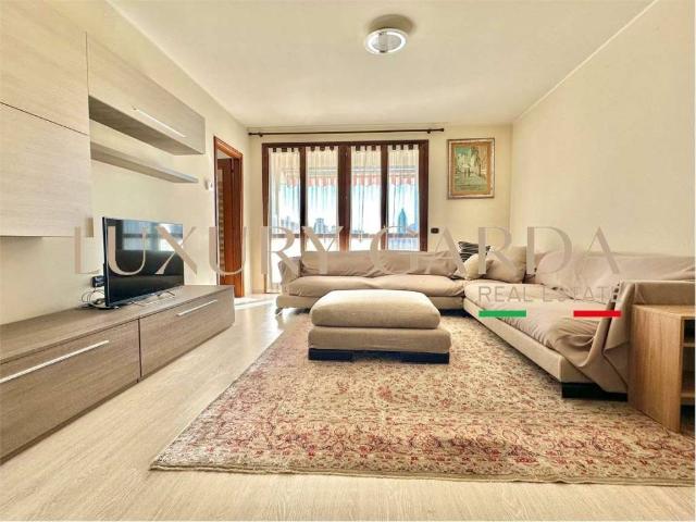 Appartamento in affitto a Padenghe sul Garda BS
