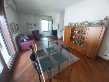 Appartamento in affitto a Palazzago BG