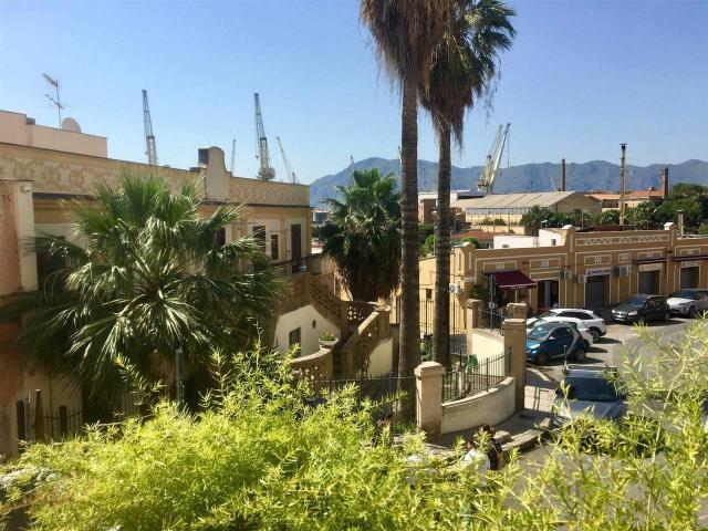 Appartamento in affitto a Palermo