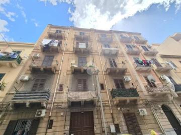 Appartamento in affitto a Palermo via Enrico Petrella, 27, arredato, terrazzo, doppia esposizione TrovaCasa