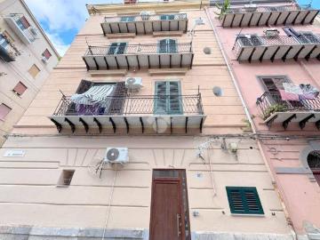 Appartamento in affitto a Palermo via Giacomo Serpotta, 61, parzialmente arredato, doppia esposizione, buono stato TrovaCasa