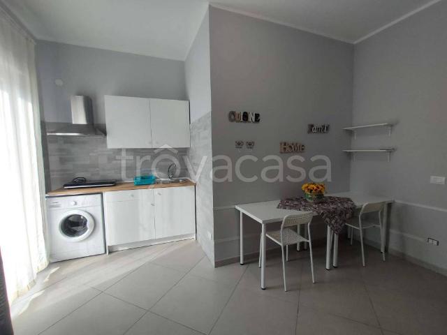 Appartamento in affitto a Palermo via Rosario Gregorio, Oreto Perez