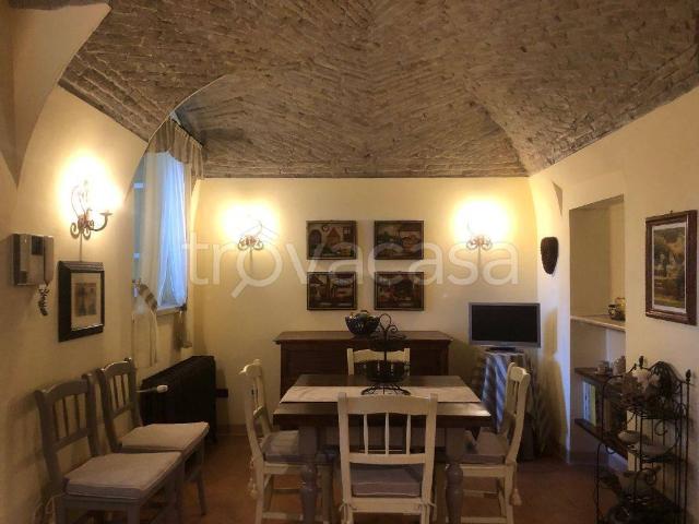 Appartamento in affitto a Parma, arredato, giardino privato, posto auto TrovaCasa