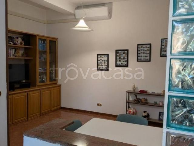 Appartamento in affitto a Parma piazzale pablo 19, arredato, terrazzo, centrale TrovaCasa