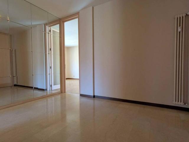 Appartamento in affitto a Parma PR