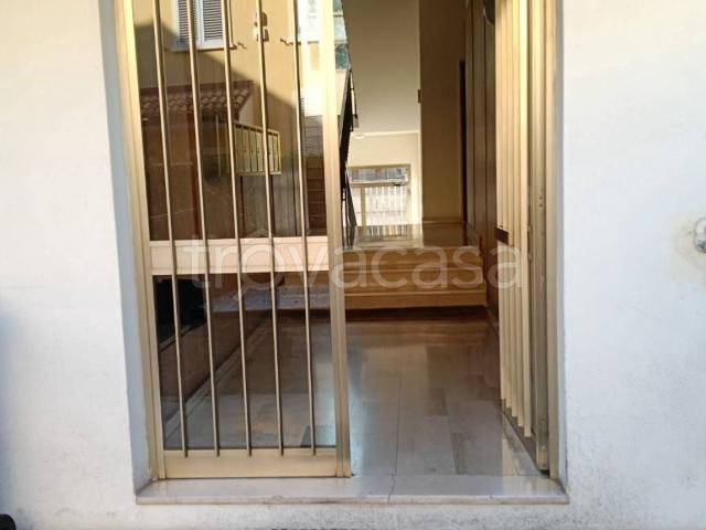 Appartamento in affitto a Parma via Bengasi, arredato, giardino privato, box TrovaCasa