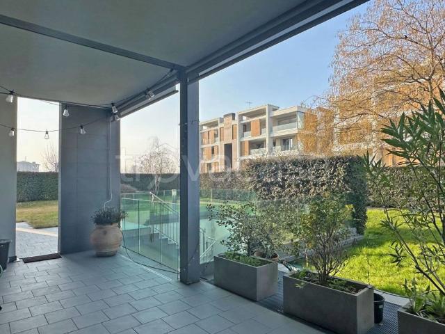 Appartamento in affitto a Parma via Massimo d'Antona, arredato, giardino privato, box TrovaCasa