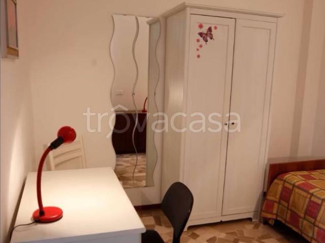 Appartamento in affitto a Pavia corso Famiglia Cairoli, arredato, centrale, doppi vetri TrovaCasa