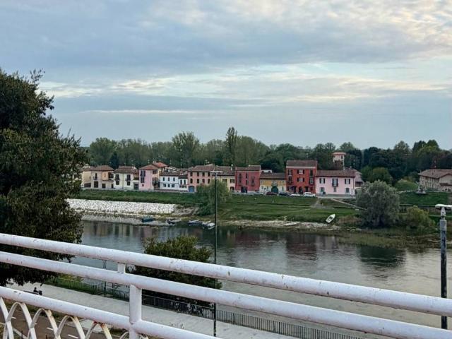 Appartamento in affitto a Pavia PV