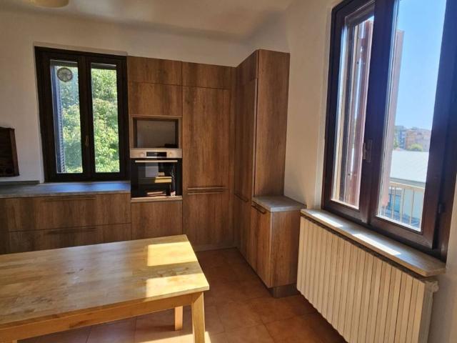 Appartamento in affitto a Pavia PV