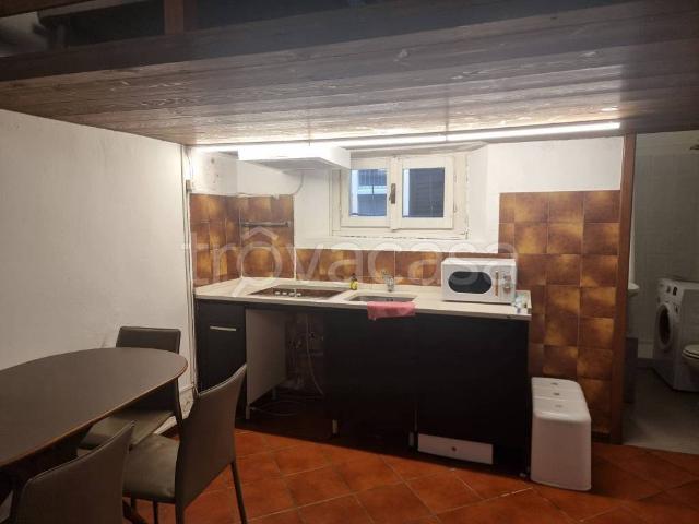 Appartamento in affitto a Pavia, riscaldamento autonomo, parzialmente arredato, centrale TrovaCasa