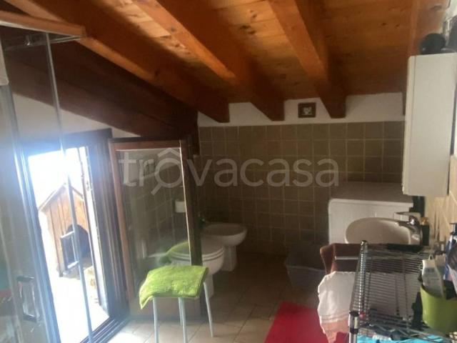 Appartamento in affitto a Pavia via Aldo Moro, 4, terrazzo, parzialmente arredato, aria condizionata TrovaCasa