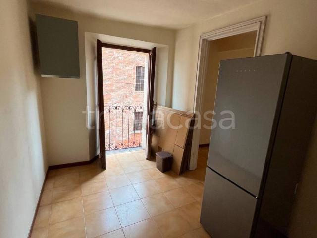 Appartamento in affitto a Pavia via Paratici, 30, parzialmente arredato, ascensore, centrale TrovaCasa