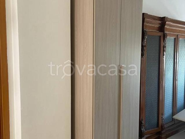 Appartamento in affitto a Pellezzano via Alcide De Gasperi, arredato, buono stato, balcone TrovaCasa