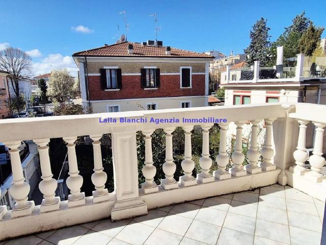 Appartamento in affitto a Pesaro