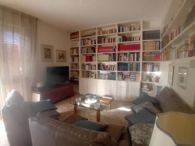 Appartamento in affitto a Pesaro PU