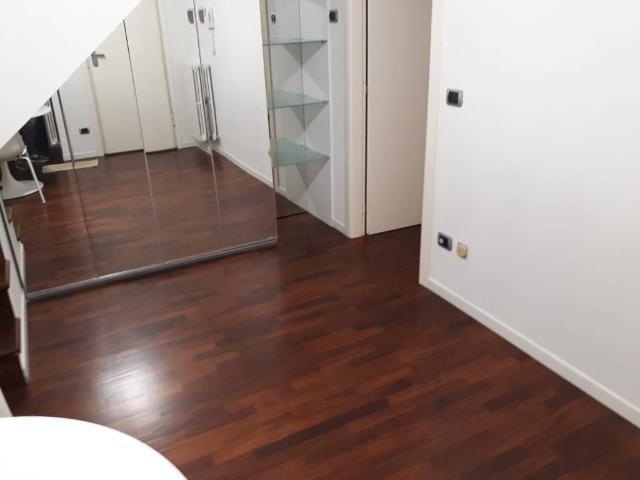 Appartamento in affitto a Pesaro PU