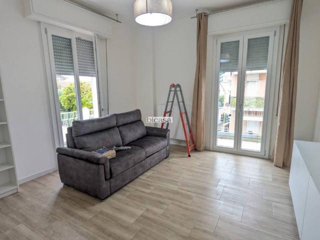 Appartamento in affitto a Pesaro strada Panoramica Adriatica, non arredato/vuoto, arredato, posto auto TrovaCasa
