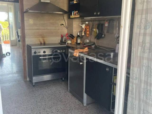 Appartamento in affitto a Pescara, posto auto, box, lungomare TrovaCasa