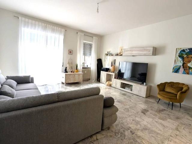 Appartamento in affitto a Pescara PE