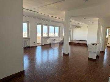 Appartamento in affitto a Pescara PE