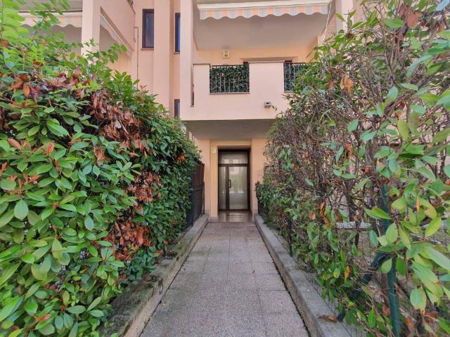 Appartamento in affitto a Peschiera Borromeo MI
