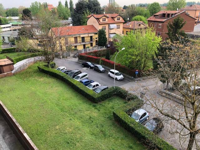 Appartamento in affitto a Peschiera Borromeo MI