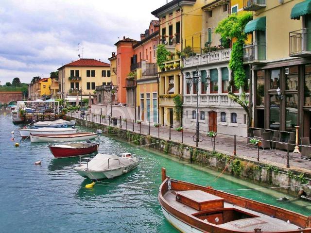 Appartamento in affitto a Peschiera del Garda, arredato, giardino privato, piscina condominiale TrovaCasa