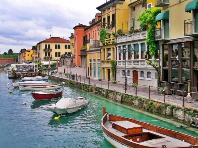 Appartamento in affitto a Peschiera del Garda VR