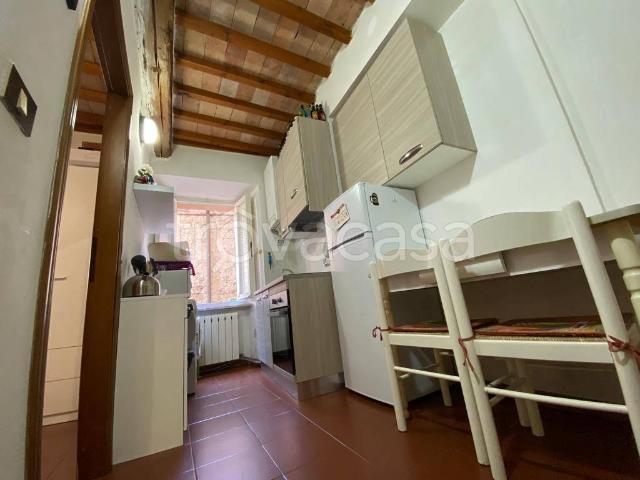 Appartamento in affitto a Perugia corso Cavour, 200, arredato, centrale, lavatrice TrovaCasa