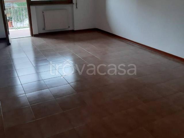 Appartamento in affitto a Perugia largo Madonna Alta, box, terrazzo, parzialmente arredato TrovaCasa