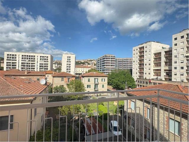 Appartamento in affitto a Perugia PG