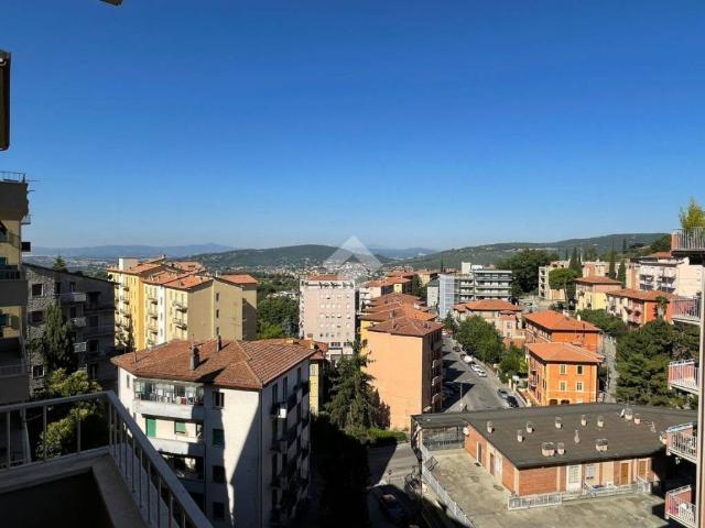 Appartamento in affitto a Perugia via Alessio Lorenzini, 27, arredato, riscaldamento autonomo, zona servita TrovaCasa