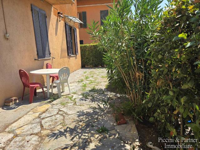 Appartamento in affitto a Perugia via Enrico Cialdini, 30, arredato, giardino privato, box TrovaCasa