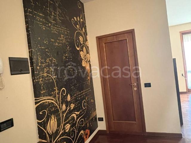 Appartamento in affitto a Piacenza corso Vittorio Emanuele II, box, parzialmente arredato, ultimo piano TrovaCasa
