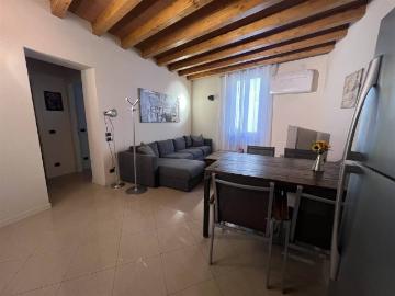 Appartamento in affitto a Piacenza PC