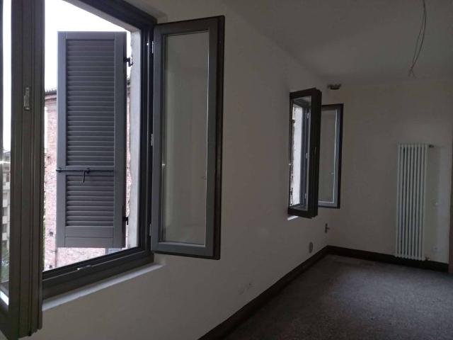 Appartamento in affitto a Piacenza PC