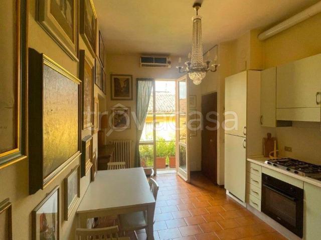 Appartamento in affitto a Piacenza vicolo San Matteo, arredato, senza ascensore, balcone TrovaCasa