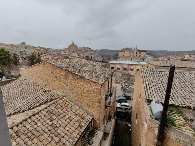 Appartamento in affitto a Piazza Armerina EN
