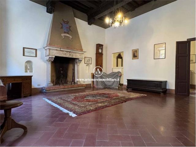 Appartamento in affitto a Pietrasanta, arredato, terrazzo, caminetto TrovaCasa