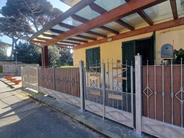 Appartamento in affitto a Pietrasanta LU