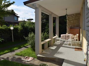Appartamento in affitto a Pietrasanta LU