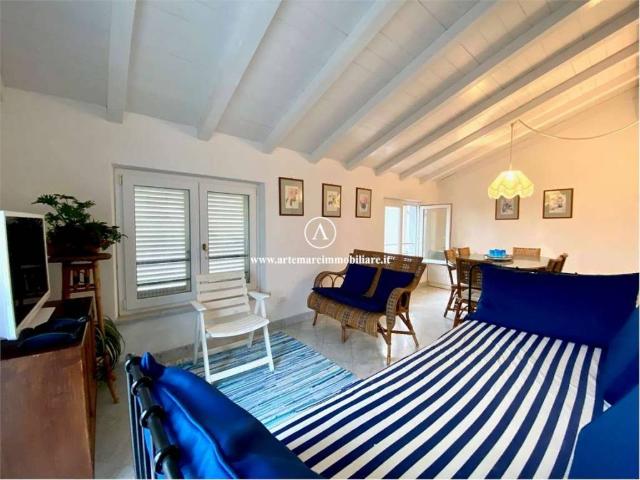Appartamento in affitto a Pietrasanta via Balilla, arredato, terrazzo, vista mare TrovaCasa