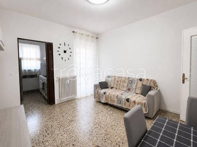 Appartamento in affitto a Piossasco via Torino, 81, arredato, box, terrazzo TrovaCasa